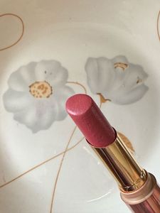 🆕 Lakme 9to5 Creaseless Lipstick
