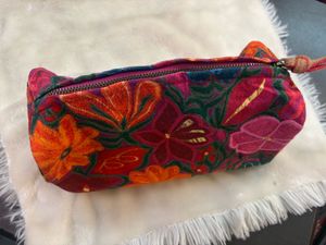 zara Floral Embroidered Pouch