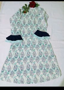 Akkriti Aline Kurta
