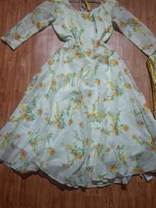 Floral anarkali Kurta Set