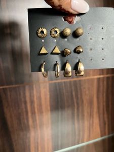 Gold Earring Set