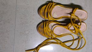 Aijo heels used