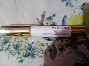 My Glamm Lit Lip Cryon