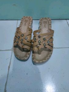 Lehar Brown Sandals