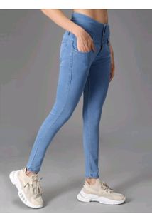 Slim Fit Ankle Length Denim Jeans For Women