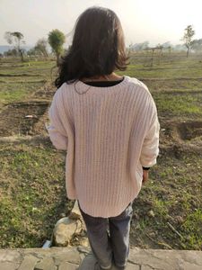 Off-white Cozy Knit Sweater/ Pullover