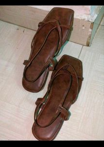 Women Flats
