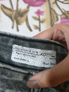 Kotty Jeans