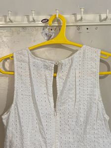 White Dresss