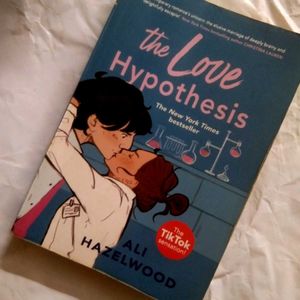 The Love Hypothesis - Ali Hazelwood.