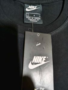 Nike Black T-Shirt