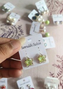 PACK Of 6 Stud Earrings