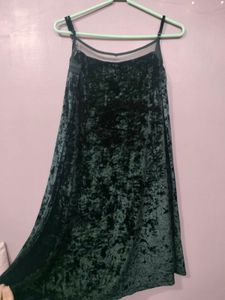 BLACK VELVET PARTY DRESS