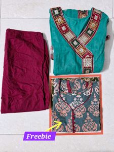 Anarkali Suit Set (With FREEBIE)