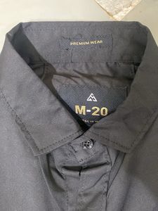 Mens shirt M