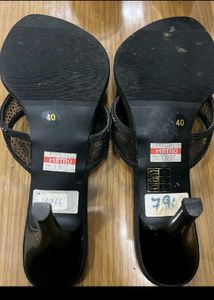 Metro Black Heels