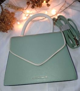 Pretty N Classy Sling Bag💚