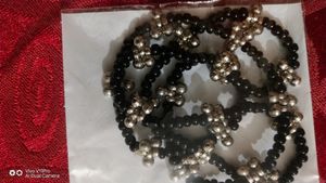 Ankelet Black And Silver