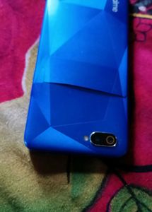 REAL ME C2 ANDROID SMARTPHONE WITH CHARGER AND BOX