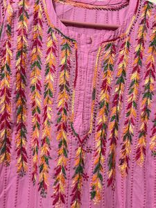 Chikankari kurti
