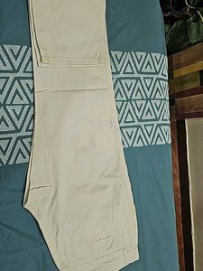 Off White Formal/casual Pant