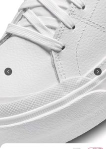 Nike Women Court Legacy Sneakers