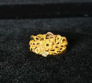 Floral Gold Ring 18 k
