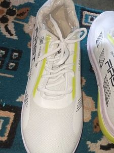 Men Sports Shoes.