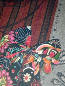 A Beautiful Printed Hair Bow