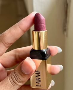 Lakme Rose Engraved Lipstick