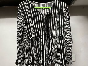 Striped V-Neck Tie Top🖤