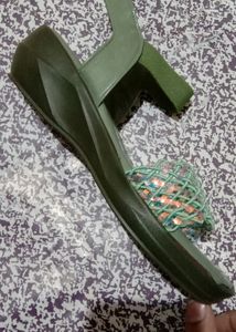 Girlish Sandal
