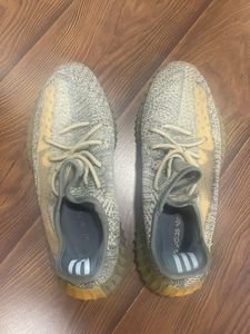 Adidas Yeezy Boost 350 V2