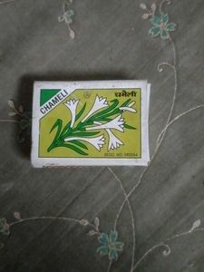 Deluxe Safety Matches