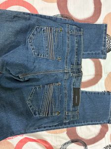 29 Inch Jeans