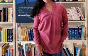 Rosewood V-Neck Long Sleeve Top