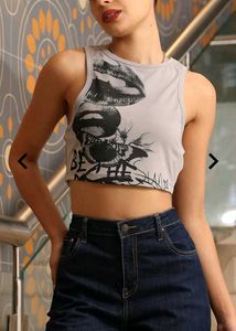 Graphic Print Crop Tank Top