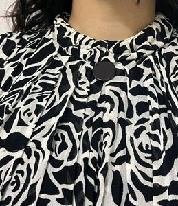 Black &amp; White Sleeveless Top – Adjustable Length &amp;