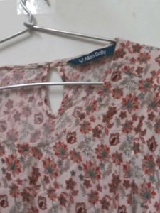 Floral Print Bell Sleeve Top