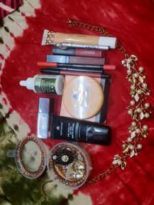Makeup And Jewellery Combo Sets