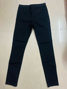 H&M Divided Black Skinny Jeans – Size 38 (EUR) / 8