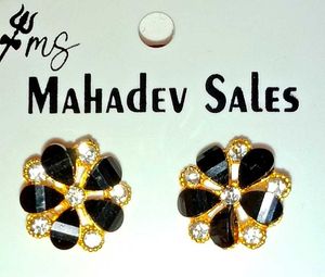 1 Clature And 3 Earings