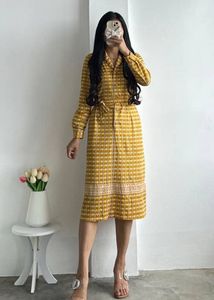 Yellow Dress!
