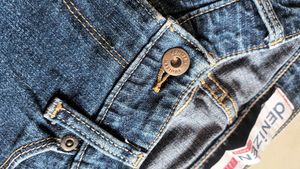 Denizen Original Women&#39;s Jean