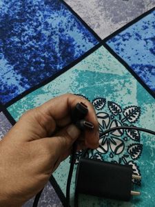 Motorola Charger - Like New68W with original cable