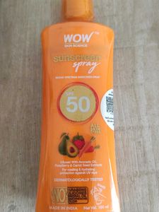 Plum -Sunscreen, Vanilla Caramello &amp; WOW Spray