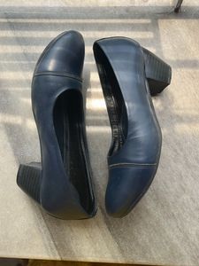 Sale-Navy Blue Block Formal Heels