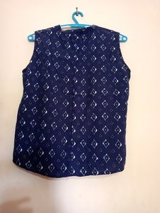 Women&#39;s Blue Printed Top