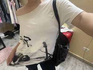 Off Shoulder Top✨🦢
