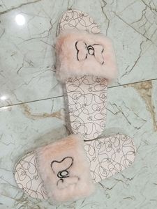 Fur Flipflop With Bow Embroidery